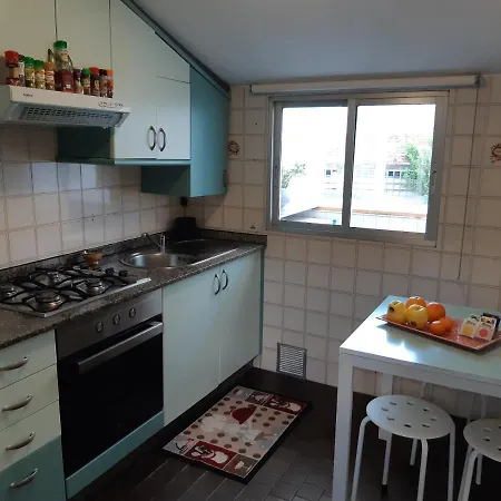 Apartamento En Vivienda Unifamiliar, Con Posibilidad De Plaza De Garaje Apartmán Santiago de Compostela