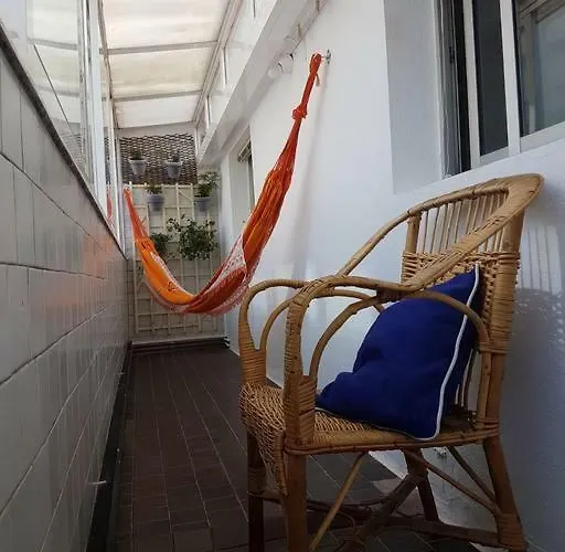 Apartamento En Vivienda Unifamiliar, Con Plaza De Garaje *